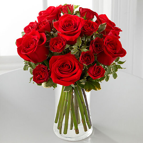 Red Romance&amp;trade; Rose Bouquet